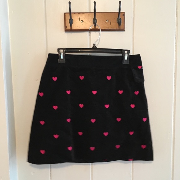 Lilly Pulitzer Dresses & Skirts - Lily Pulitzer black and pink heart skirt ❤️